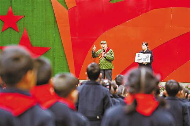 千城胜景｜内蒙古托克托县：铸铁旗杆十八龙